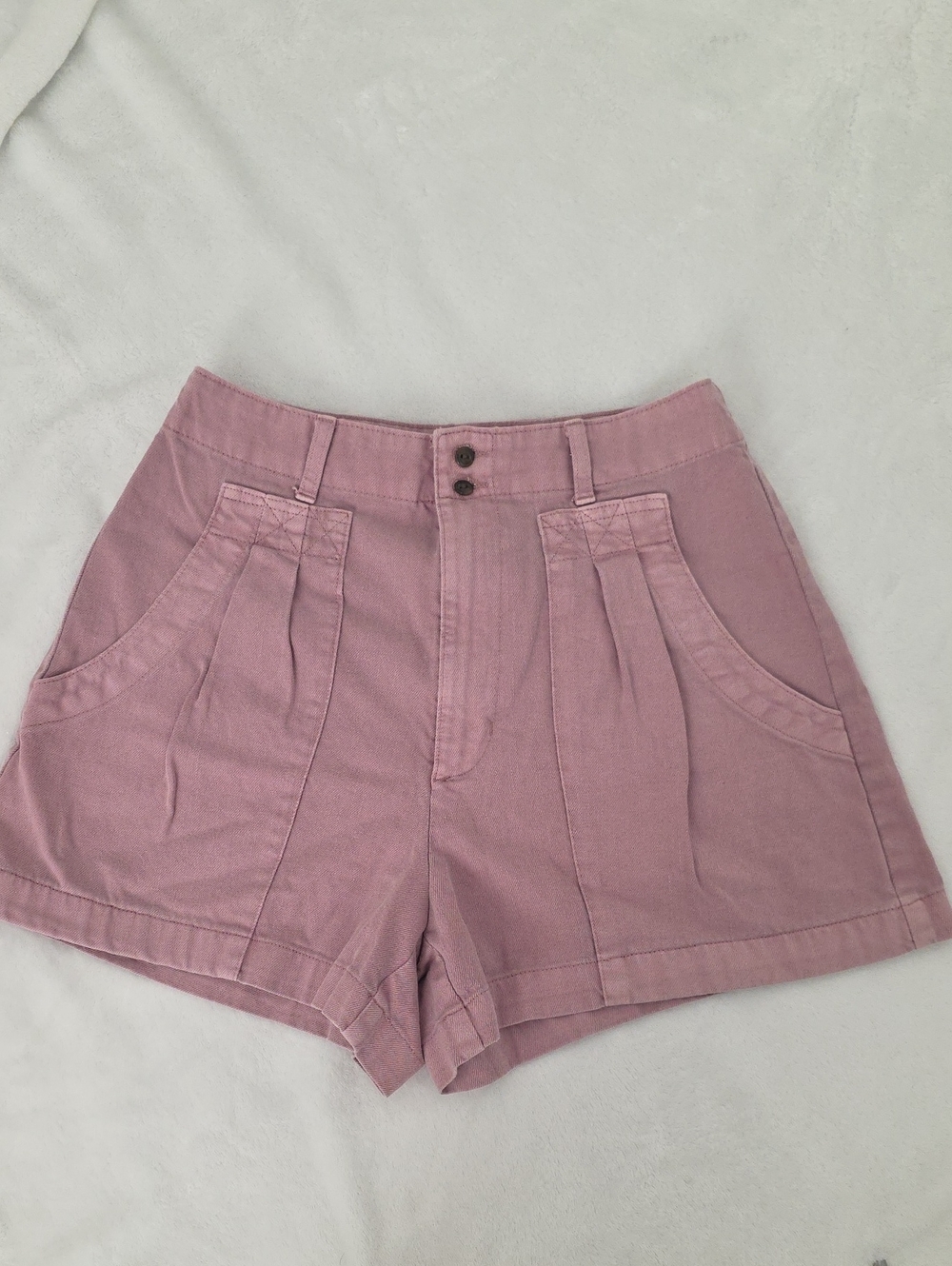 High-Waist Mauve Women’s Shorts with Front Pleats